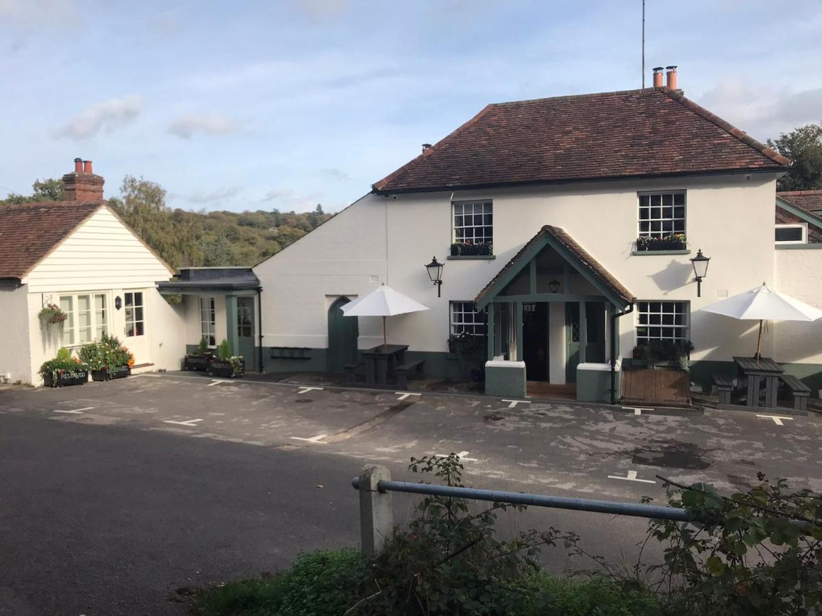 The Kings Head Hotel Dorking Exterior foto